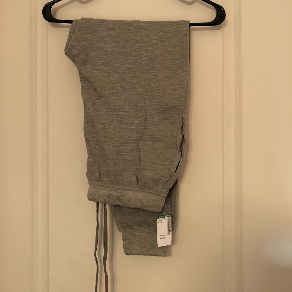 NWT grey men’s jogger